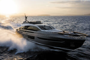 Azimut Grande S10