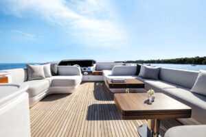 Azimut Grande S10
